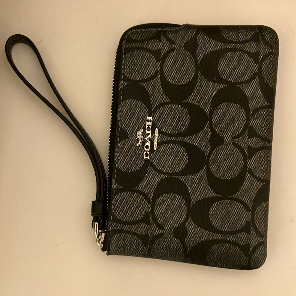 Coach wristlet wallet grey/silver and black